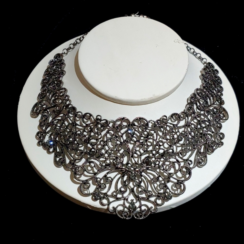 Ann Taylor Statement Necklace